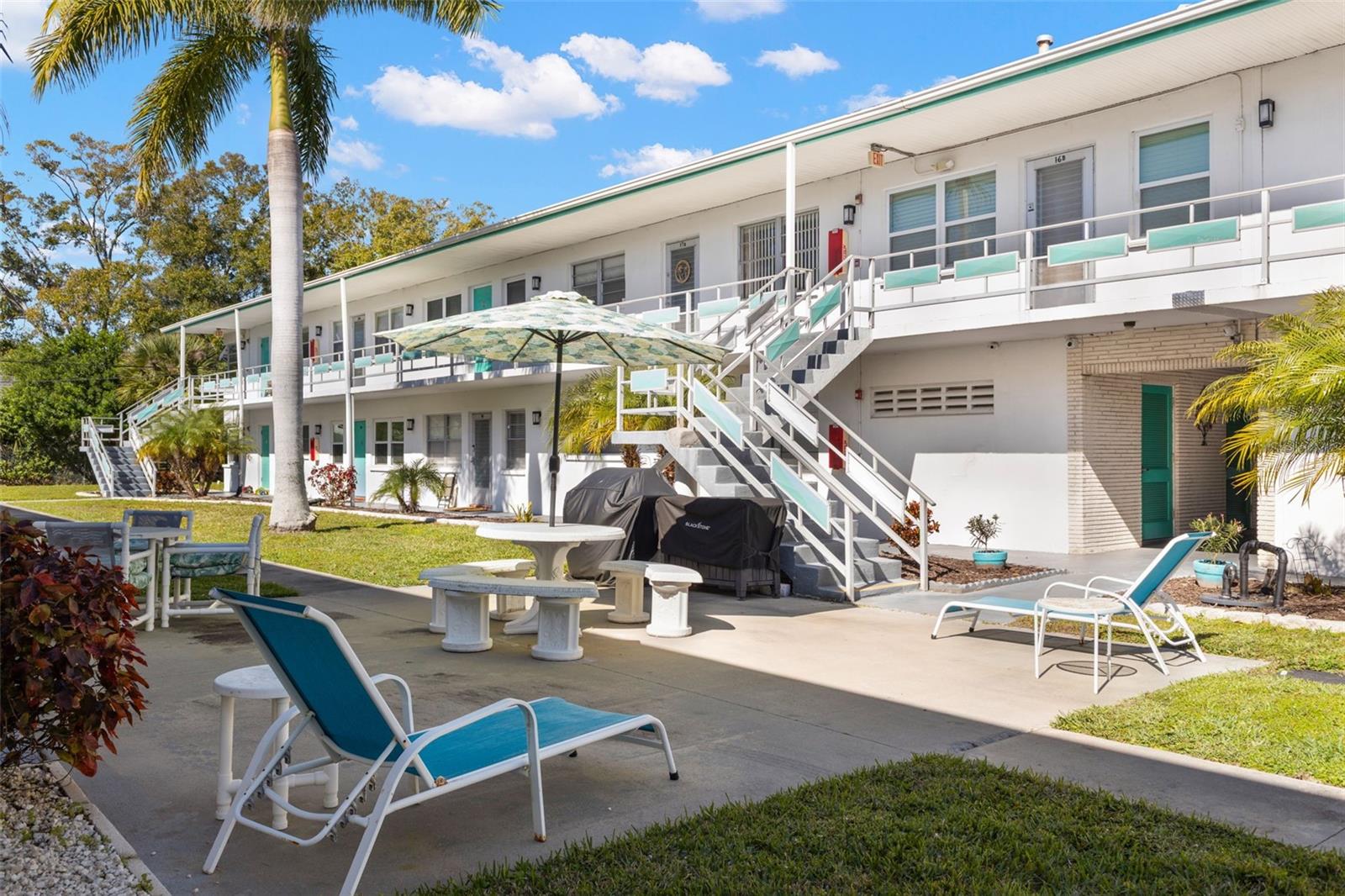 TOWN APTS CONDO - Residential