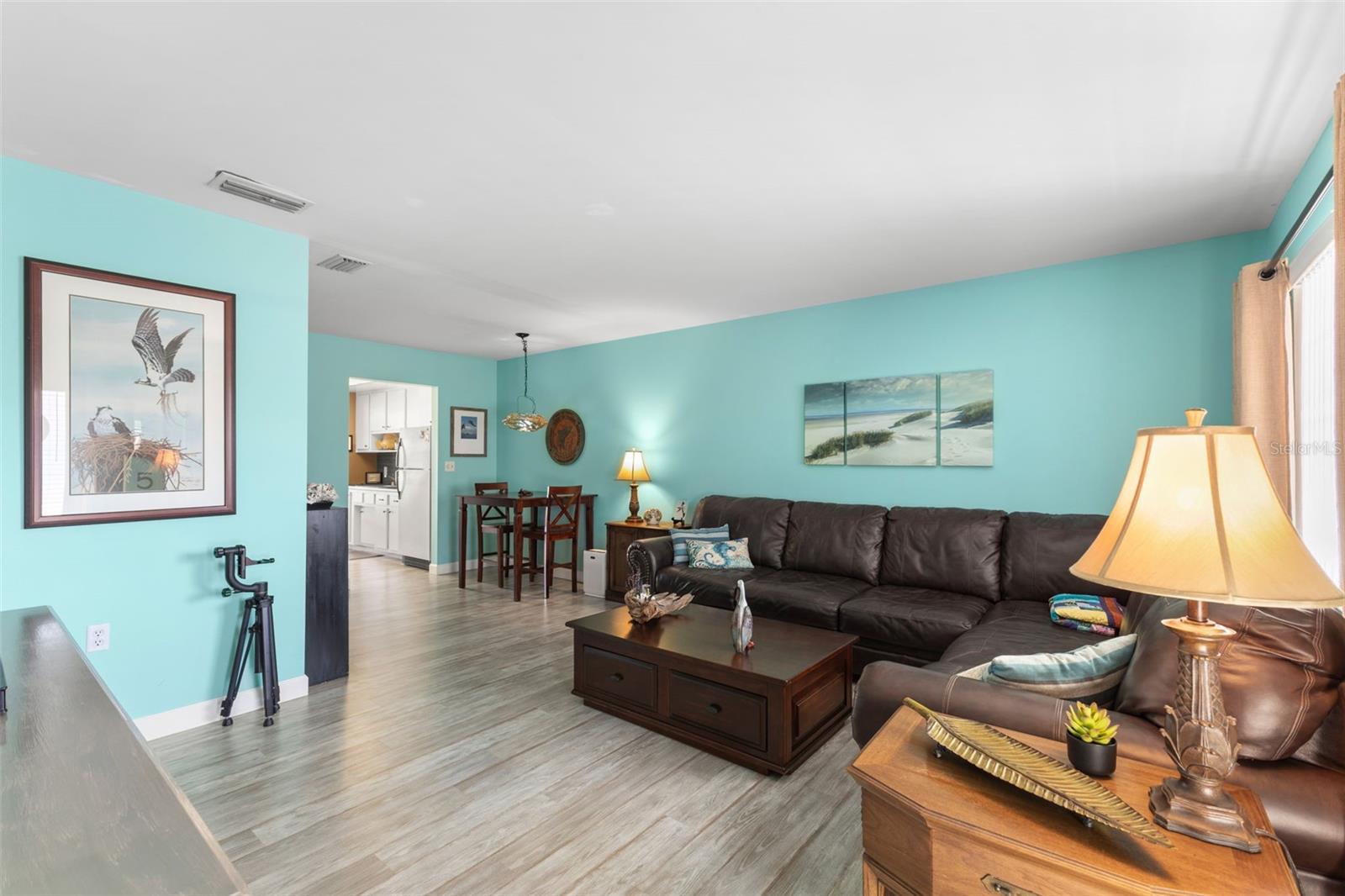 TOWN APTS CONDO - Residential