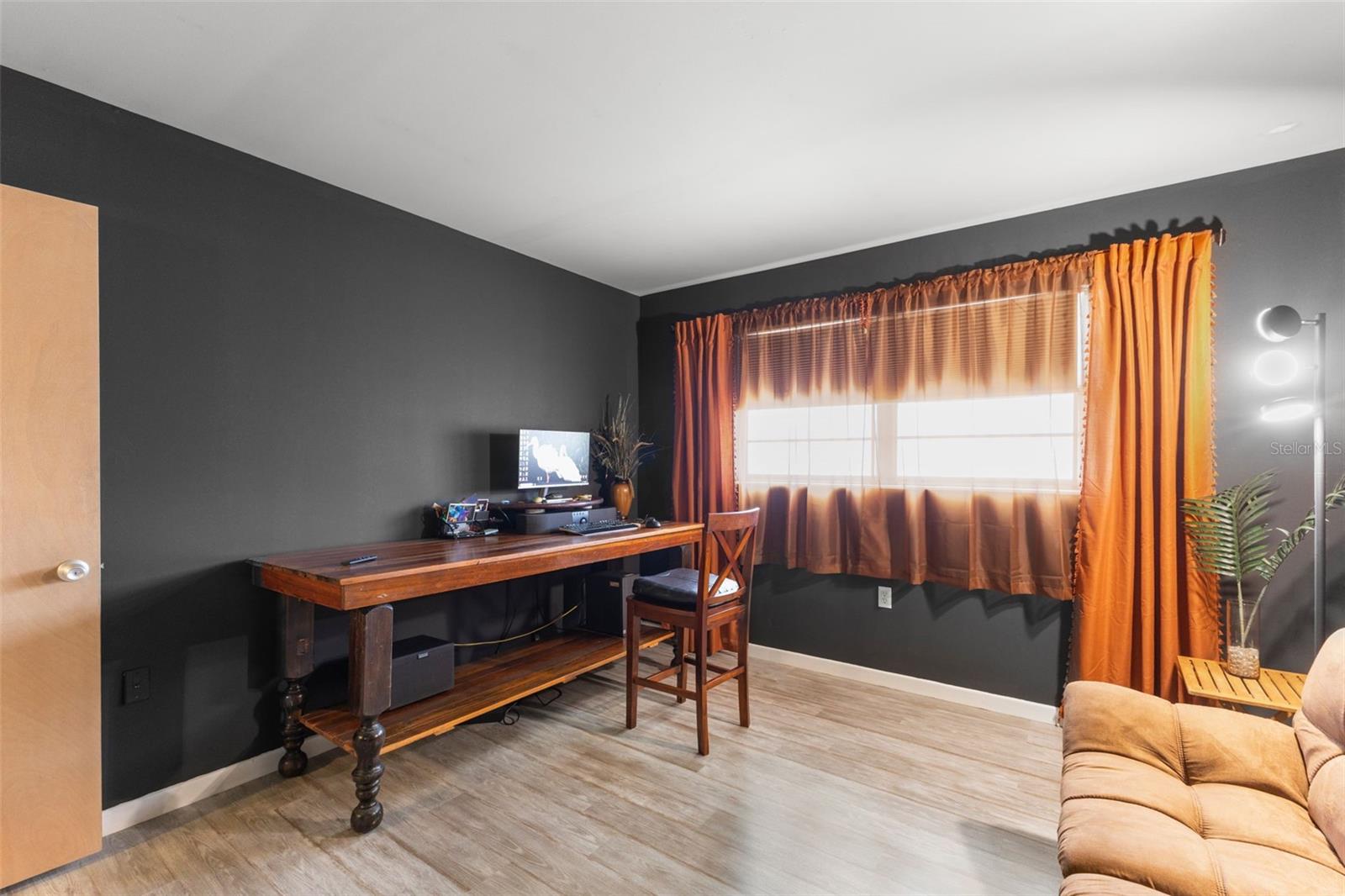 TOWN APTS CONDO - Residential