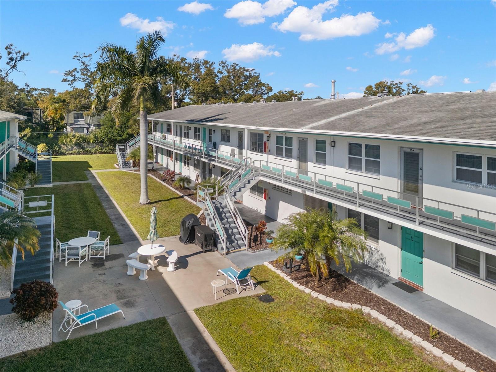 TOWN APTS CONDO - Residential