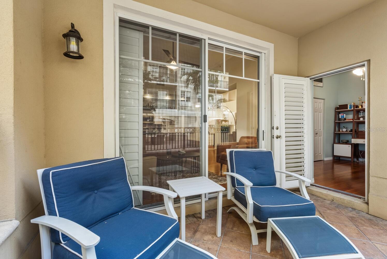 BROADWAY PROMENADE - Residential