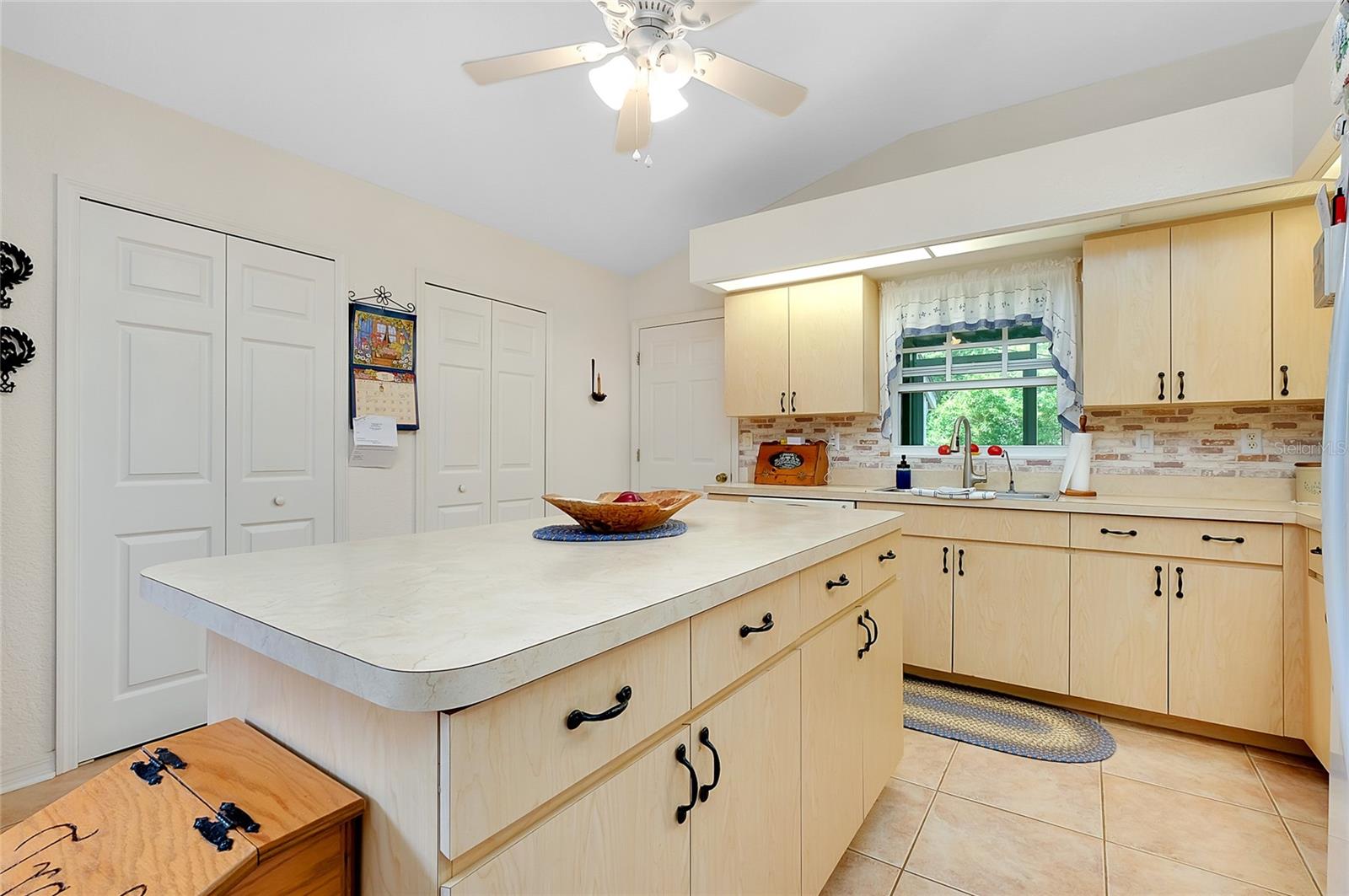 NORTH PORT CHARLOTTE ESTATES ADD 01 - Residential
