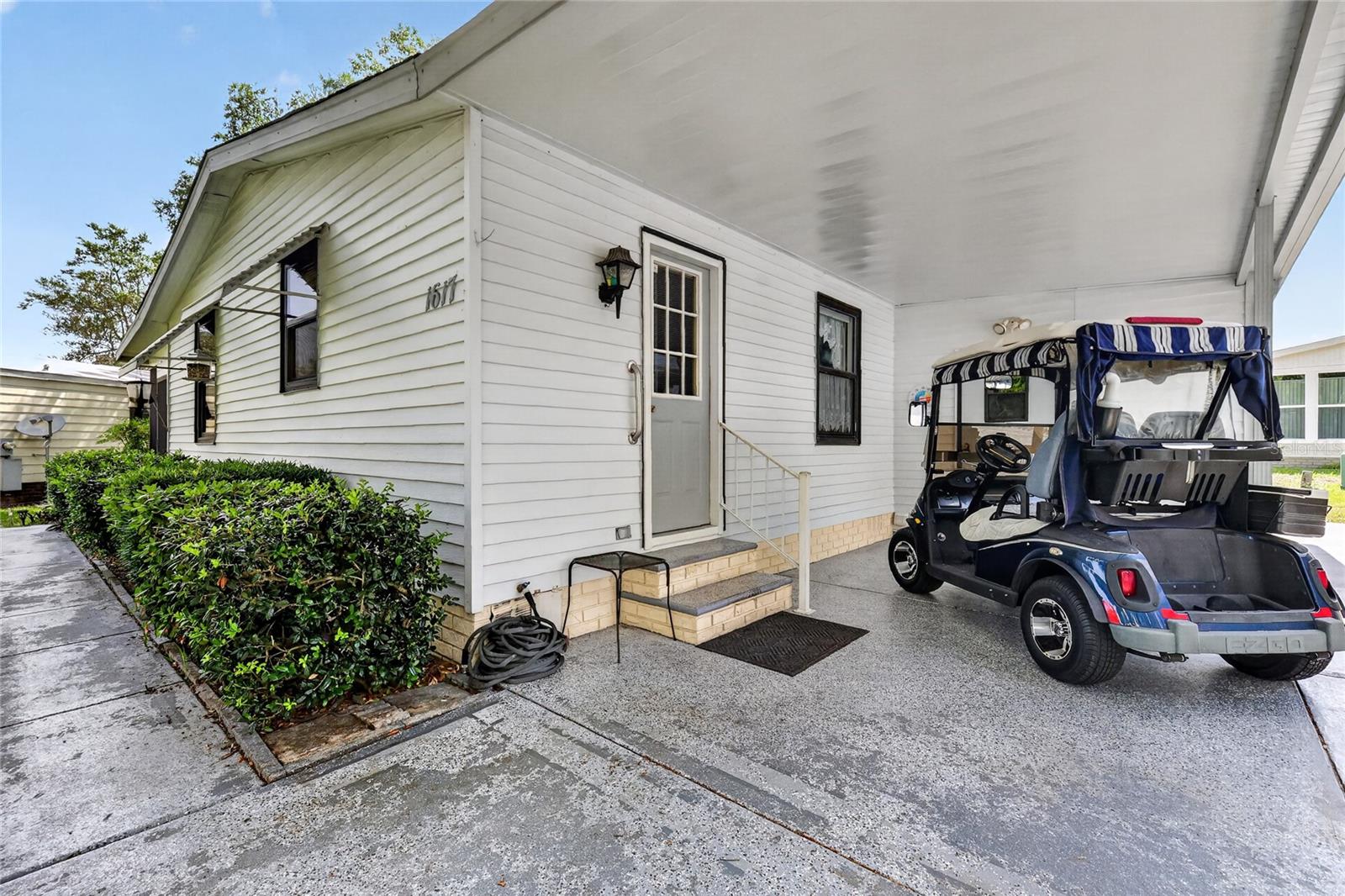 1617 CYPRESS POINT