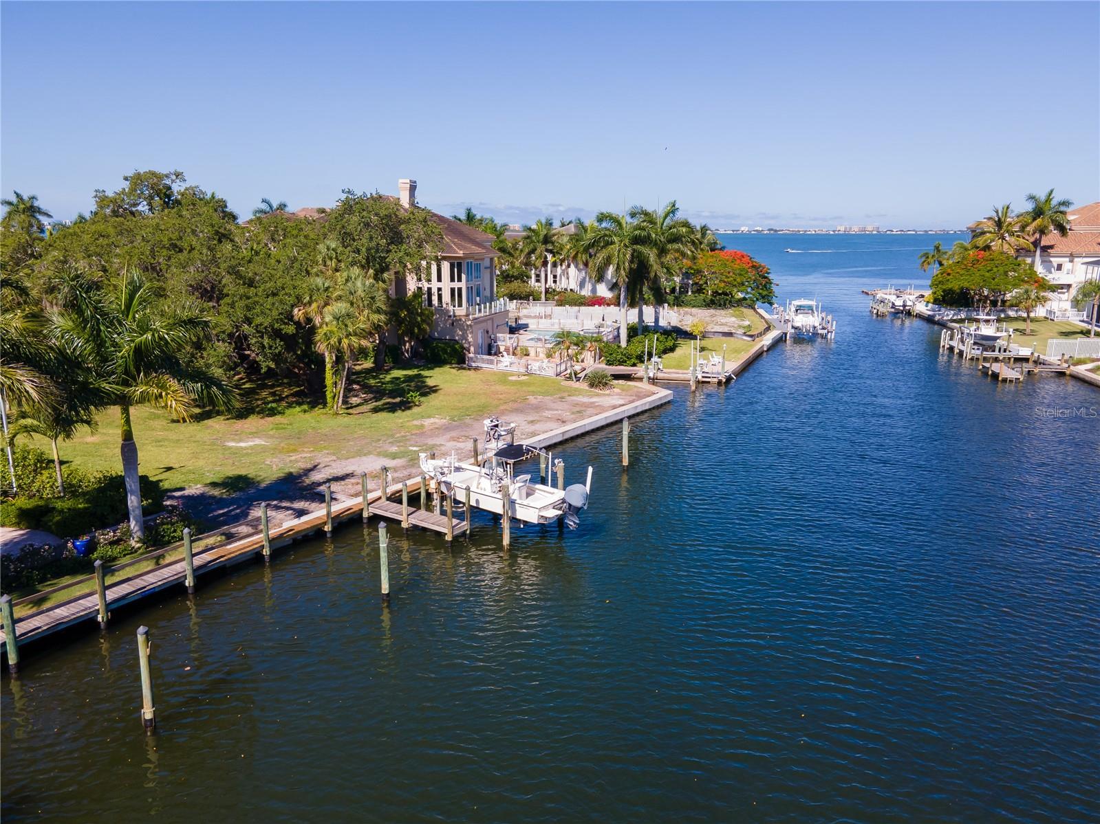 WHITAKERS LANDING - Land