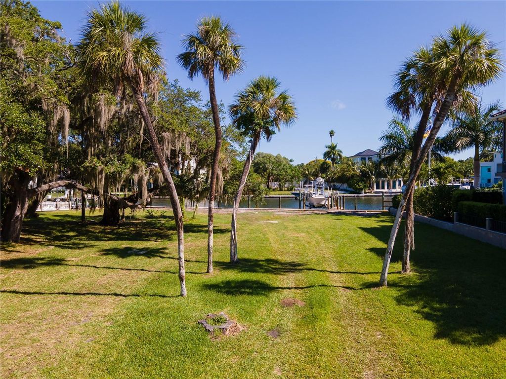 Photo of 955 Whitakers Lane, Sarasota, FL 34236 (MLS # A4676924)