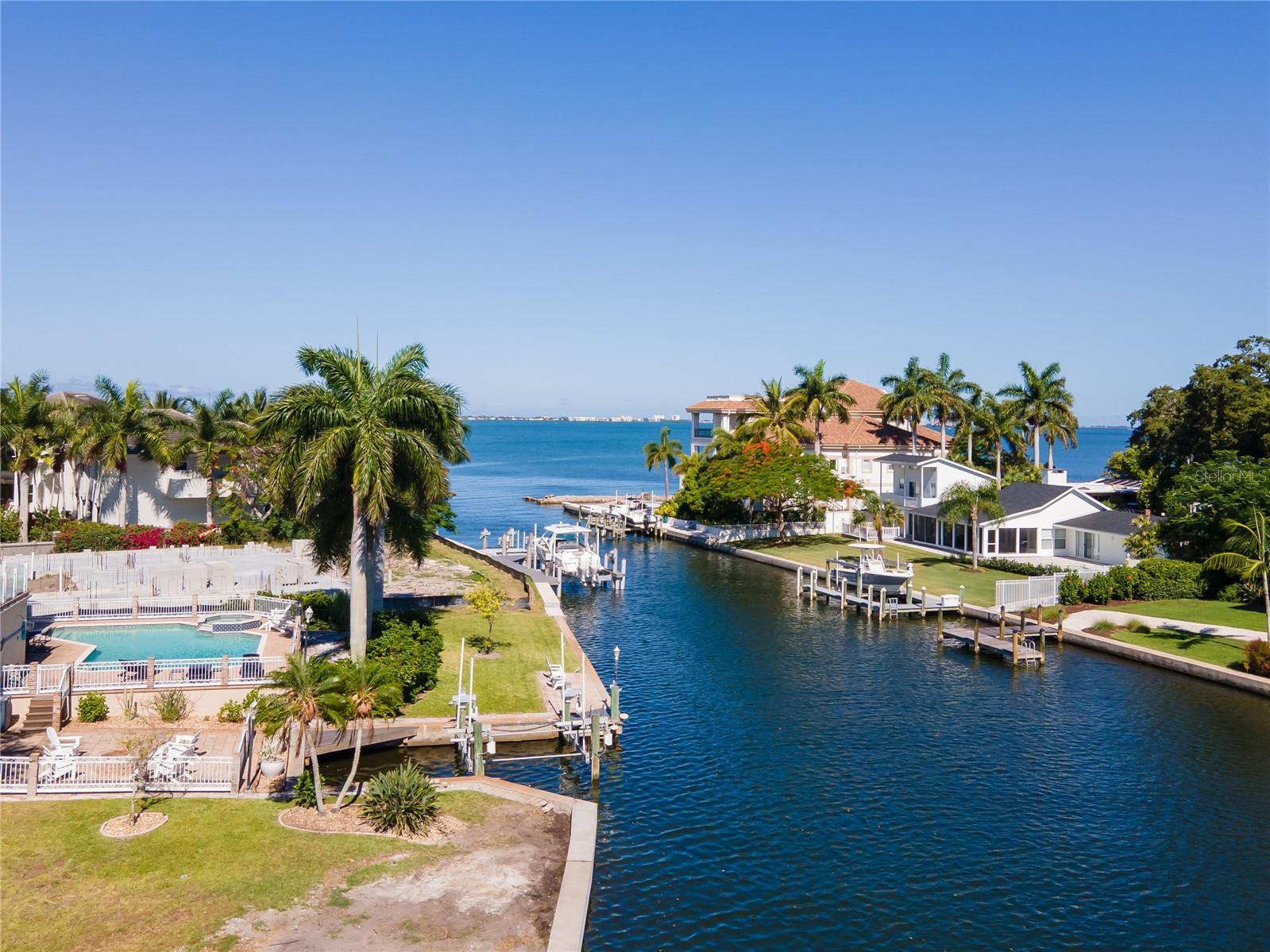 WHITAKERS LANDING - Land