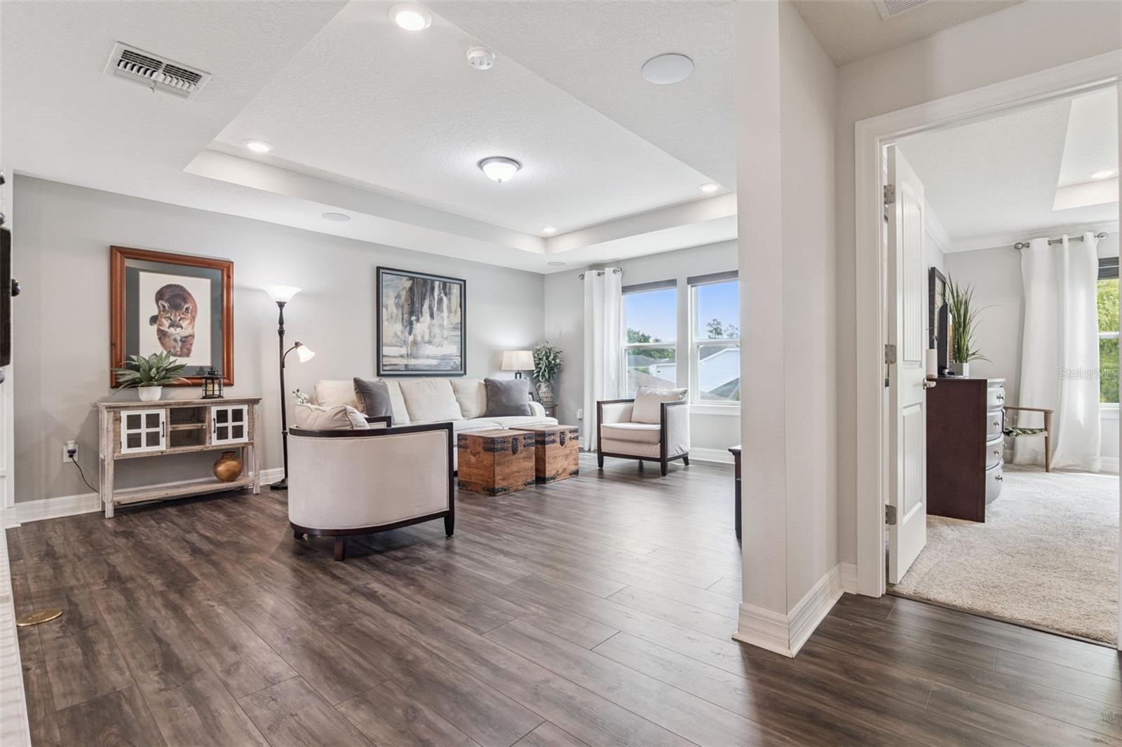 LONGLEAF AT OAKLAND - Residential