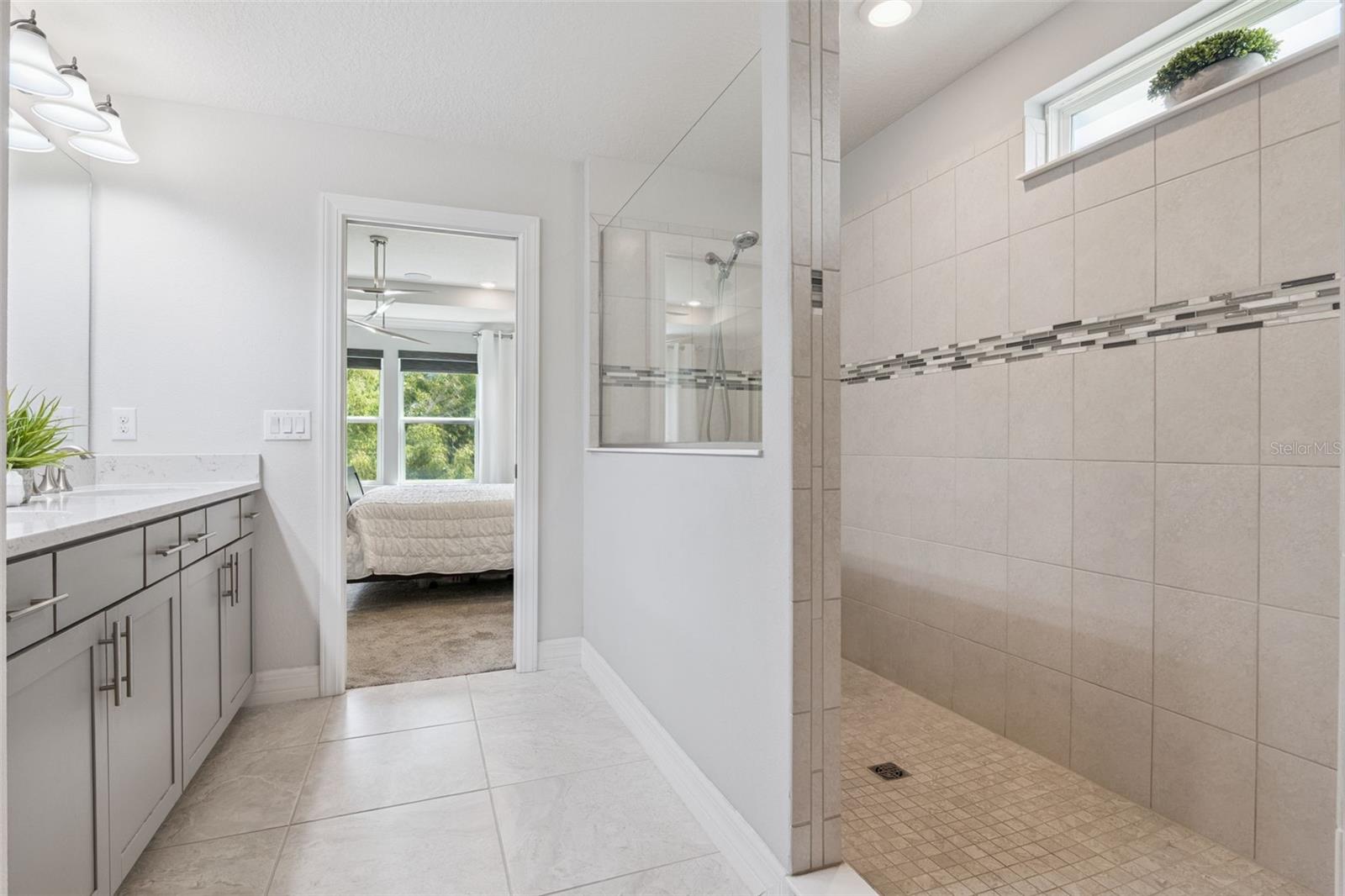 LONGLEAF AT OAKLAND - Residential