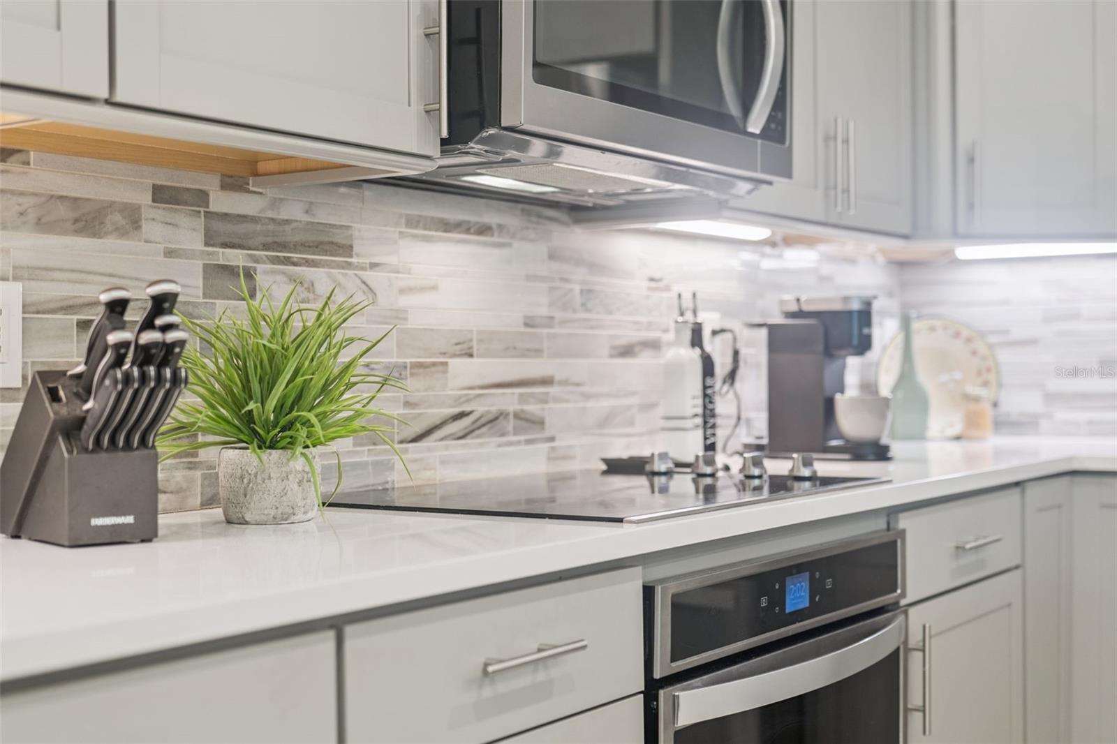 LONGLEAF AT OAKLAND - Residential