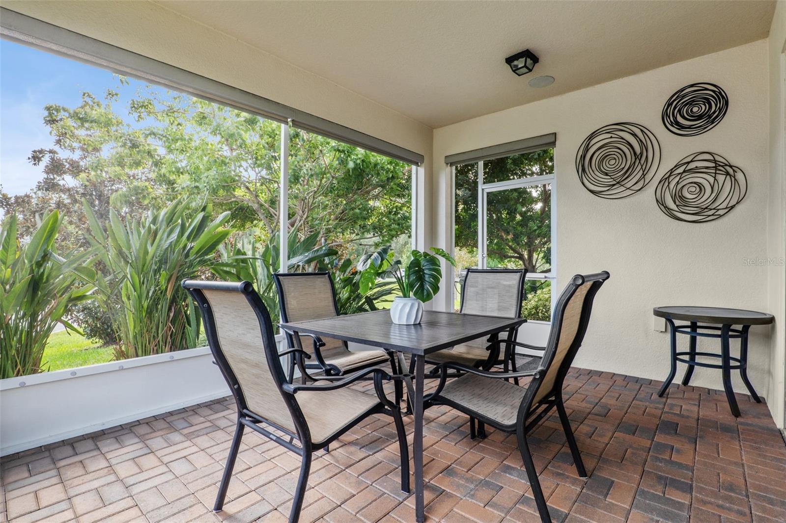 LONGLEAF AT OAKLAND - Residential