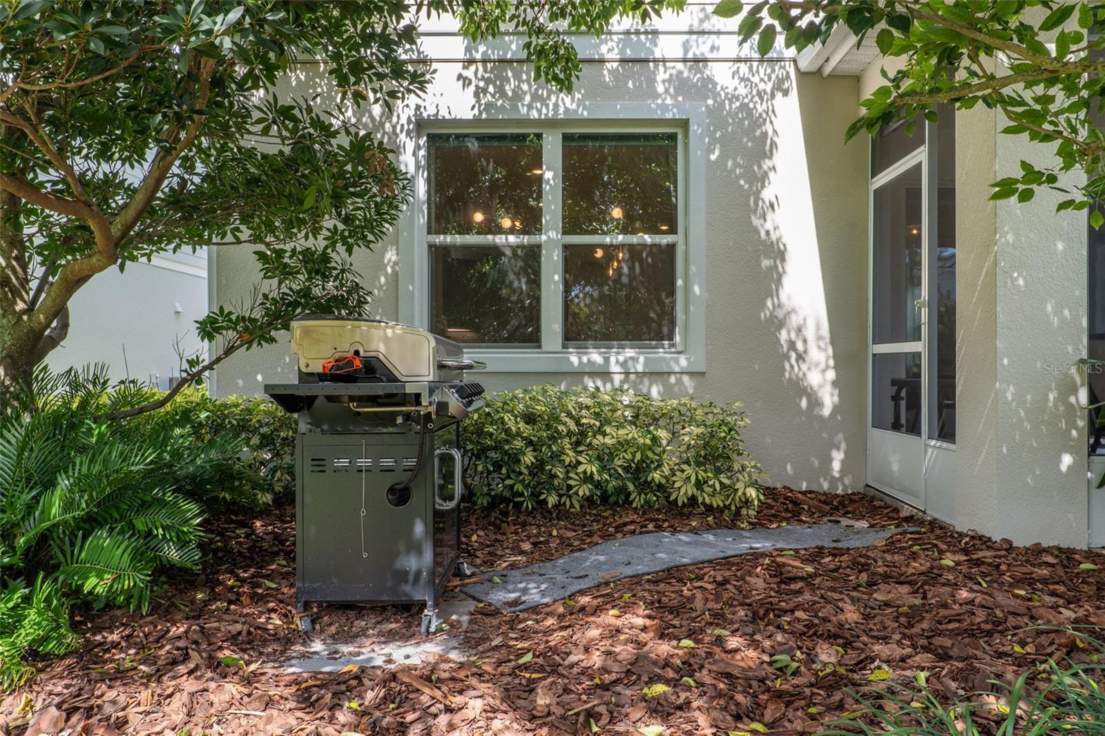 LONGLEAF AT OAKLAND - Residential