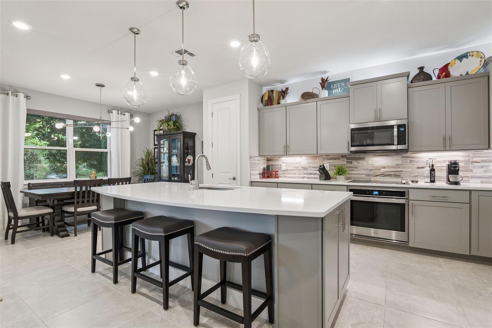 LONGLEAF AT OAKLAND - Residential