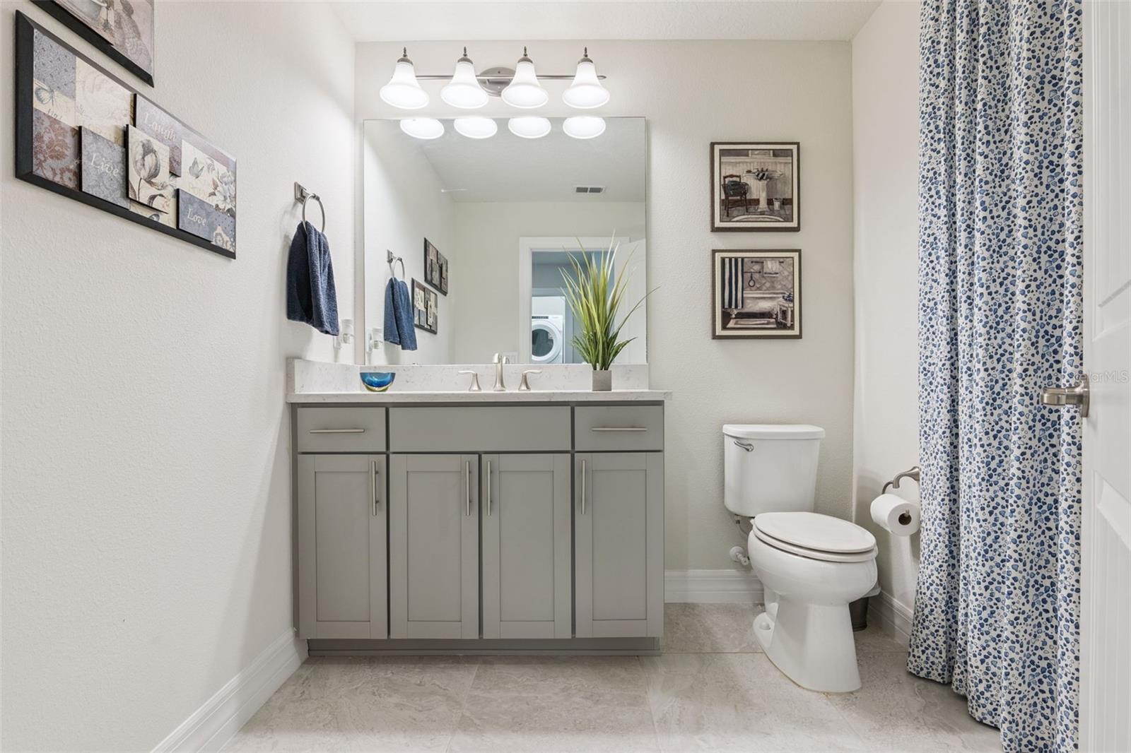 LONGLEAF AT OAKLAND - Residential