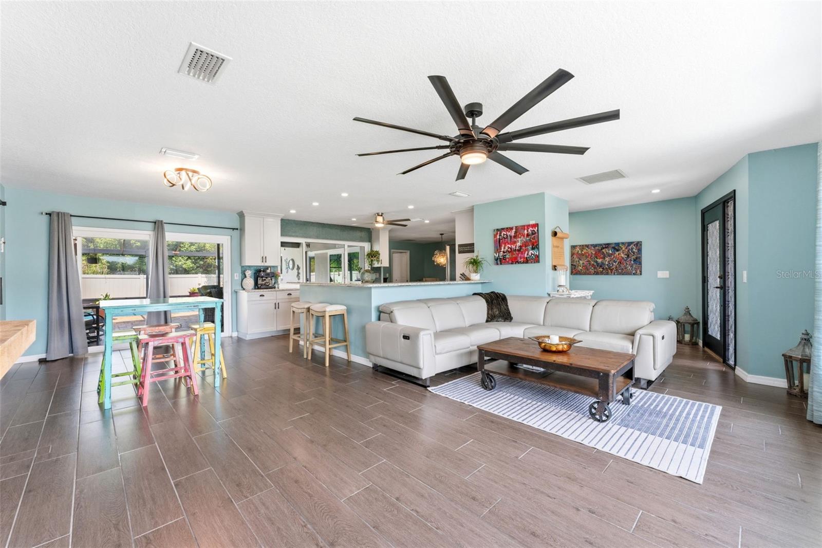 NORTH BAY HILLS REP - Residential