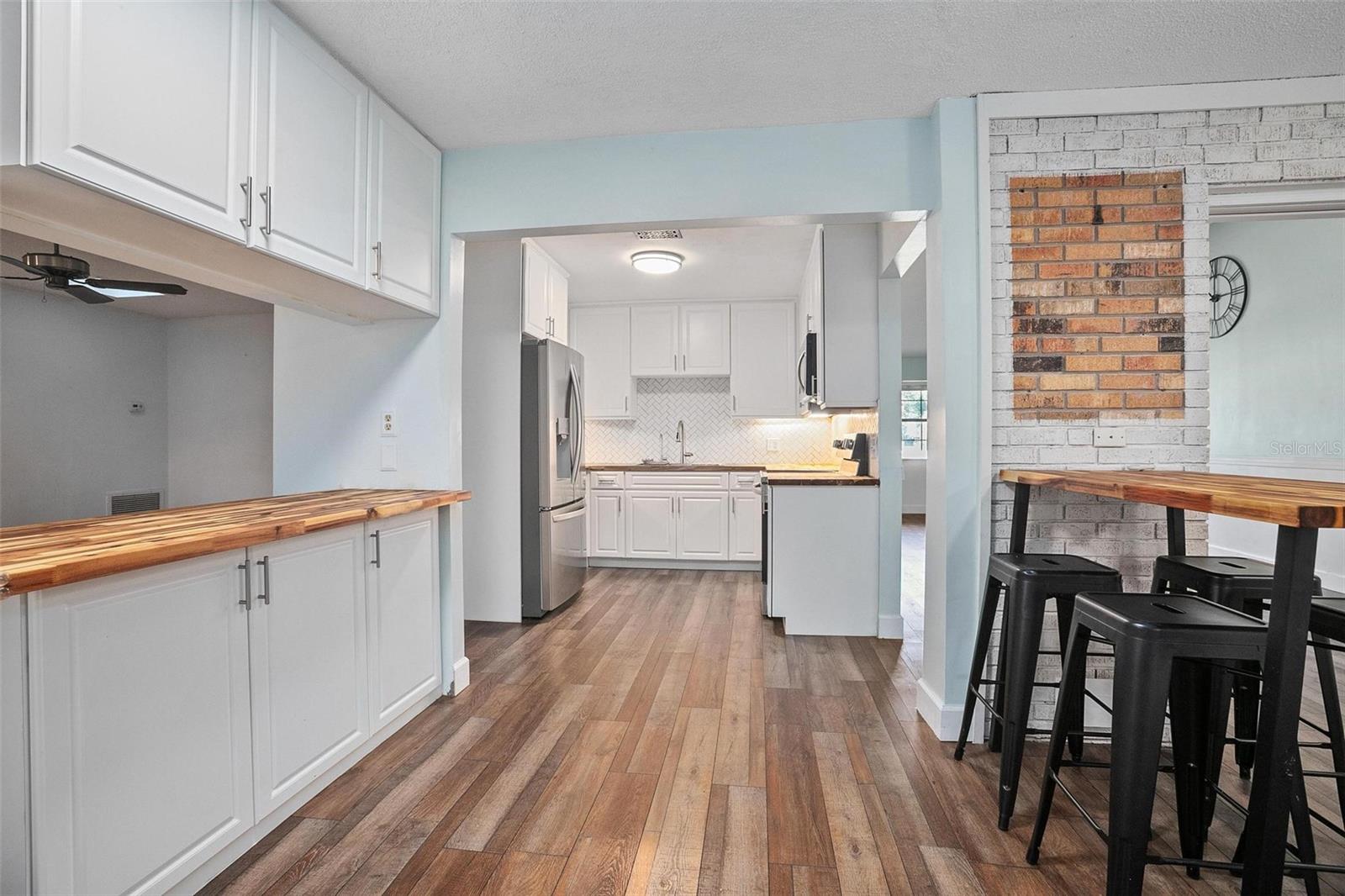 ROLLING ACRES ESTATES UNIT 02 - Residential