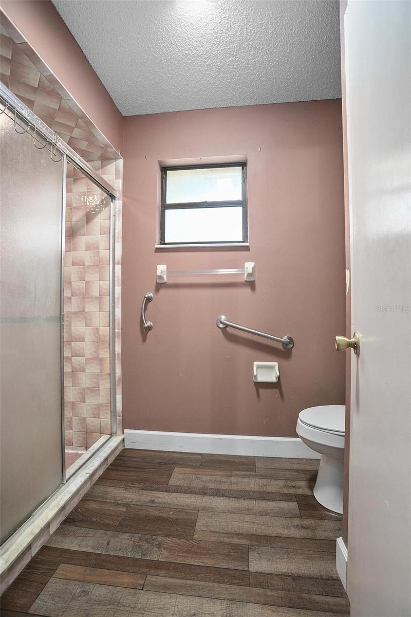 ROLLING ACRES ESTATES UNIT 02 - Residential