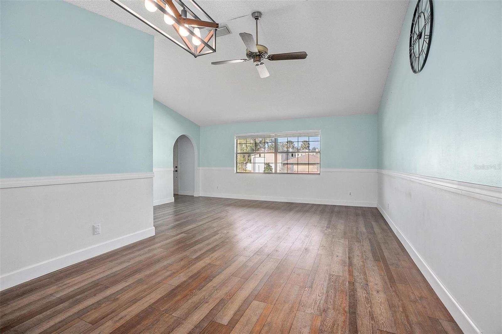 ROLLING ACRES ESTATES UNIT 02 - Residential