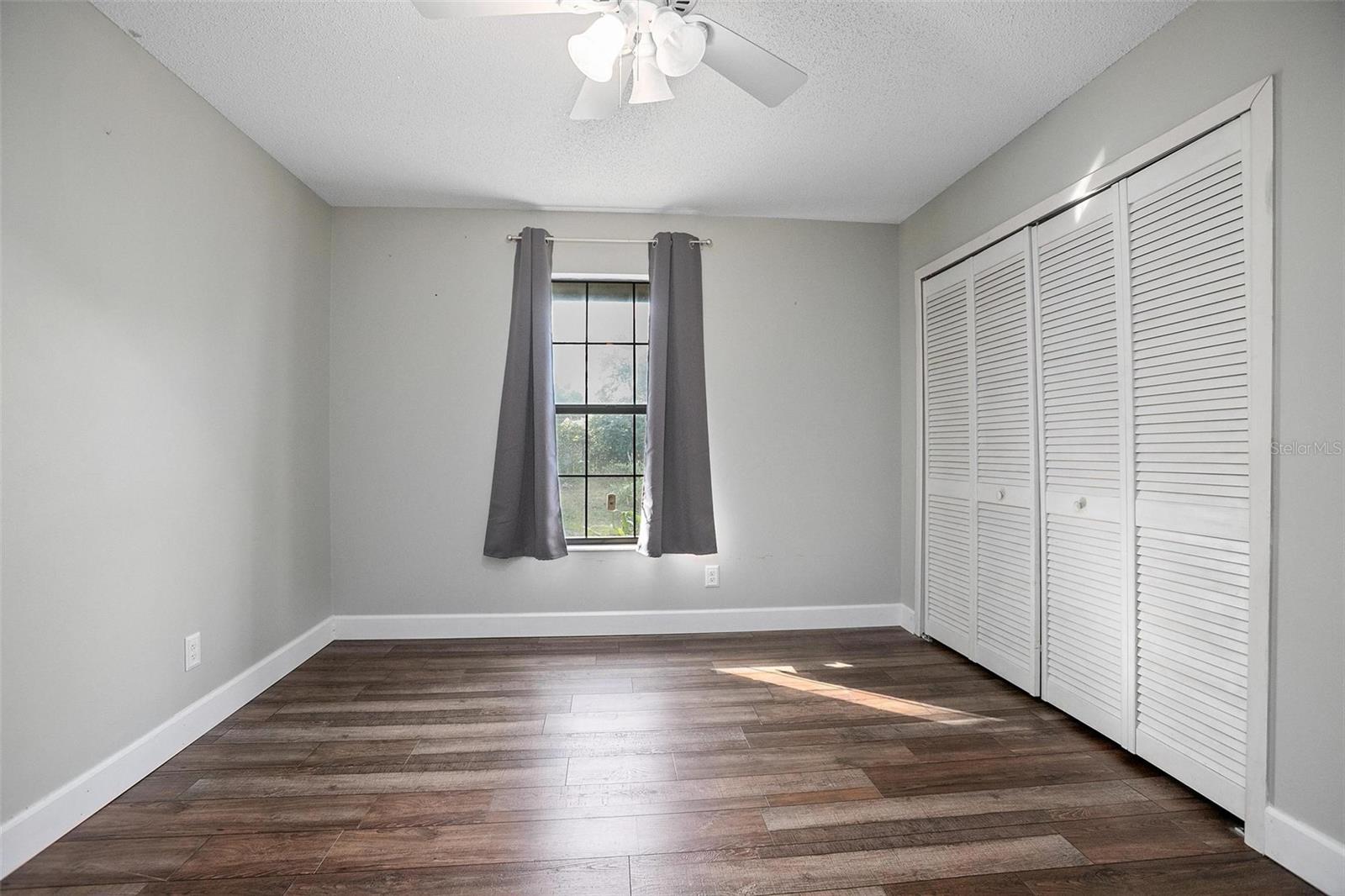 ROLLING ACRES ESTATES UNIT 02 - Residential