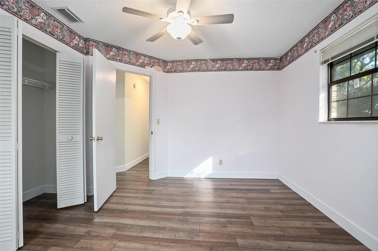 ROLLING ACRES ESTATES UNIT 02 - Residential