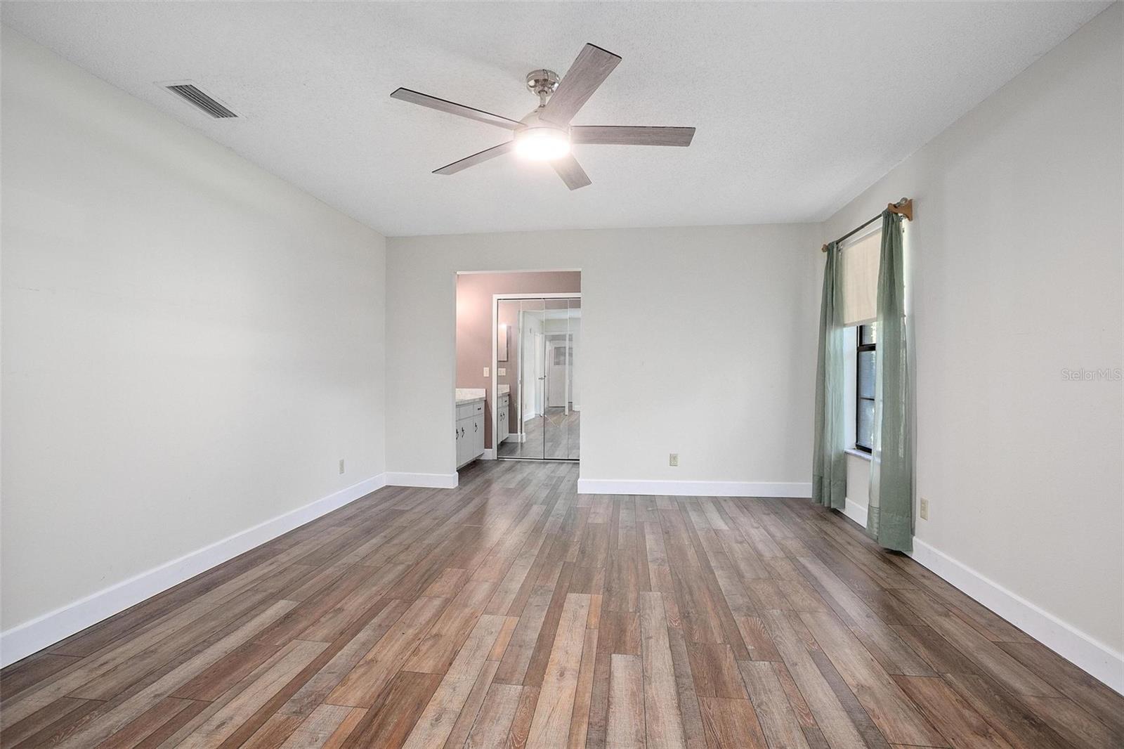 ROLLING ACRES ESTATES UNIT 02 - Residential