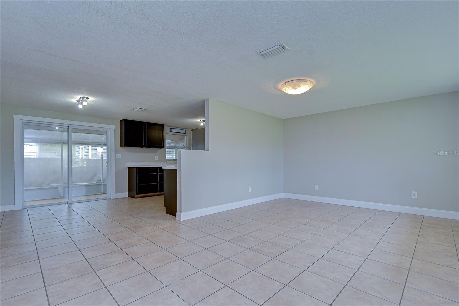 204 7TH STREET SW
