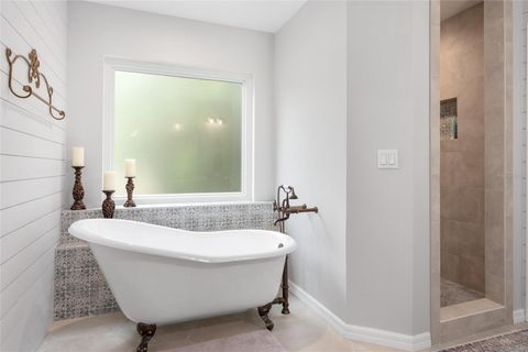 Tiny photo for 5402 NW 76th Court, Ocala, FL 34482 (MLS # OM720898)