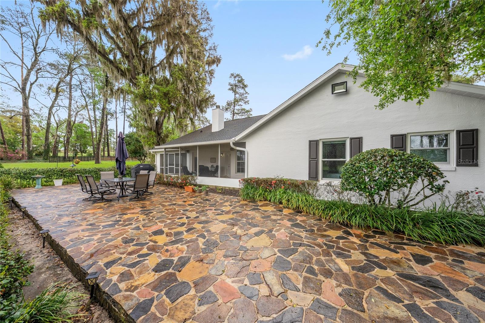 GOLDEN HILLS TURF & COUNTRY CLUB - Residential