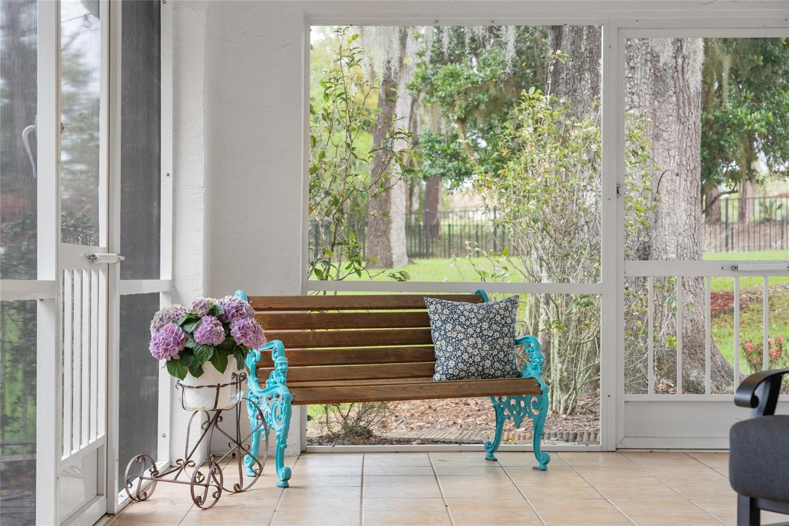 GOLDEN HILLS TURF & COUNTRY CLUB - Residential