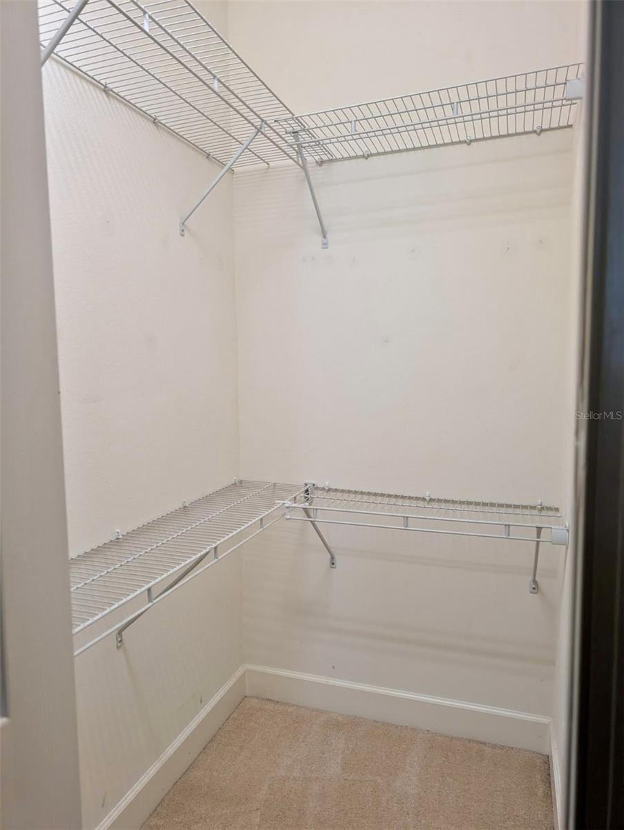 VERONA RESERVE - Residential