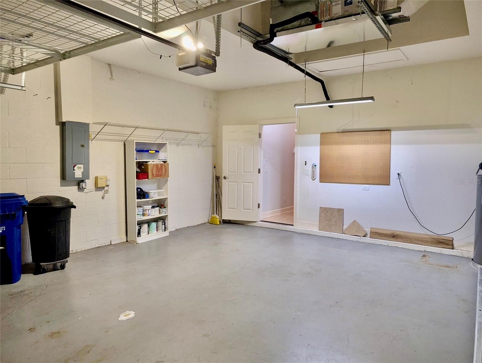 VERONA RESERVE - Residential