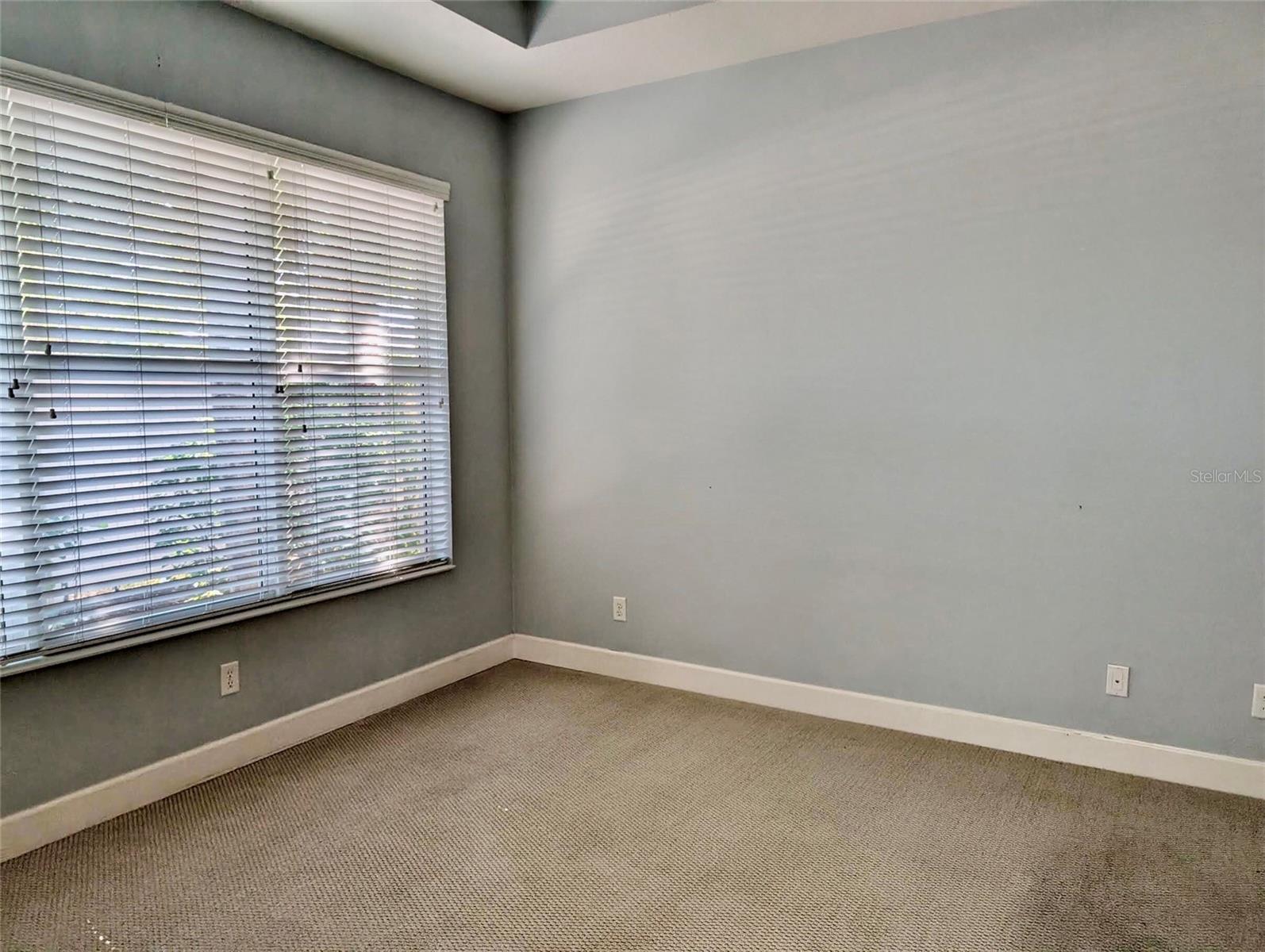 VERONA RESERVE - Residential