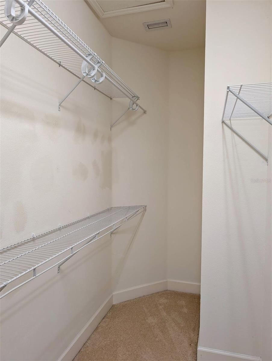 VERONA RESERVE - Residential