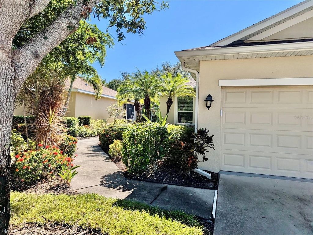 Photo of 2585 Cortenova Court, Venice, FL 34292 (MLS # D6143882)