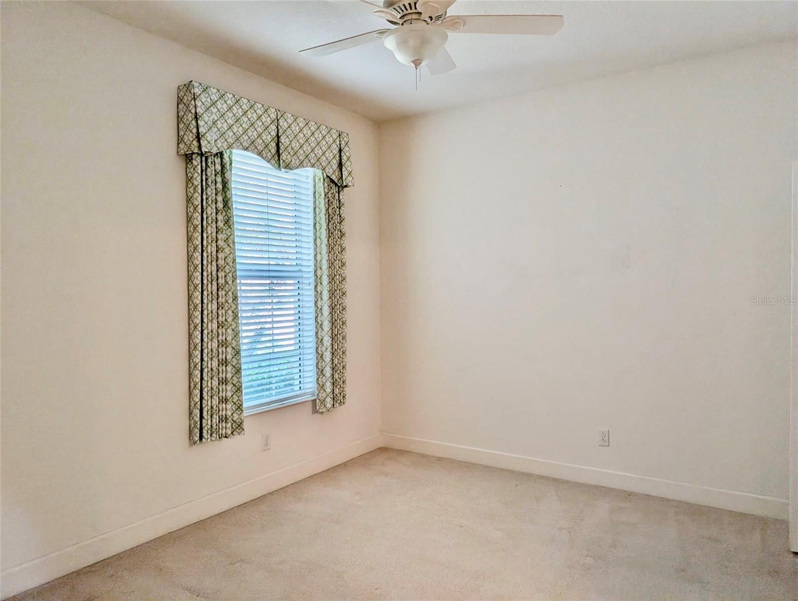 VERONA RESERVE - Residential