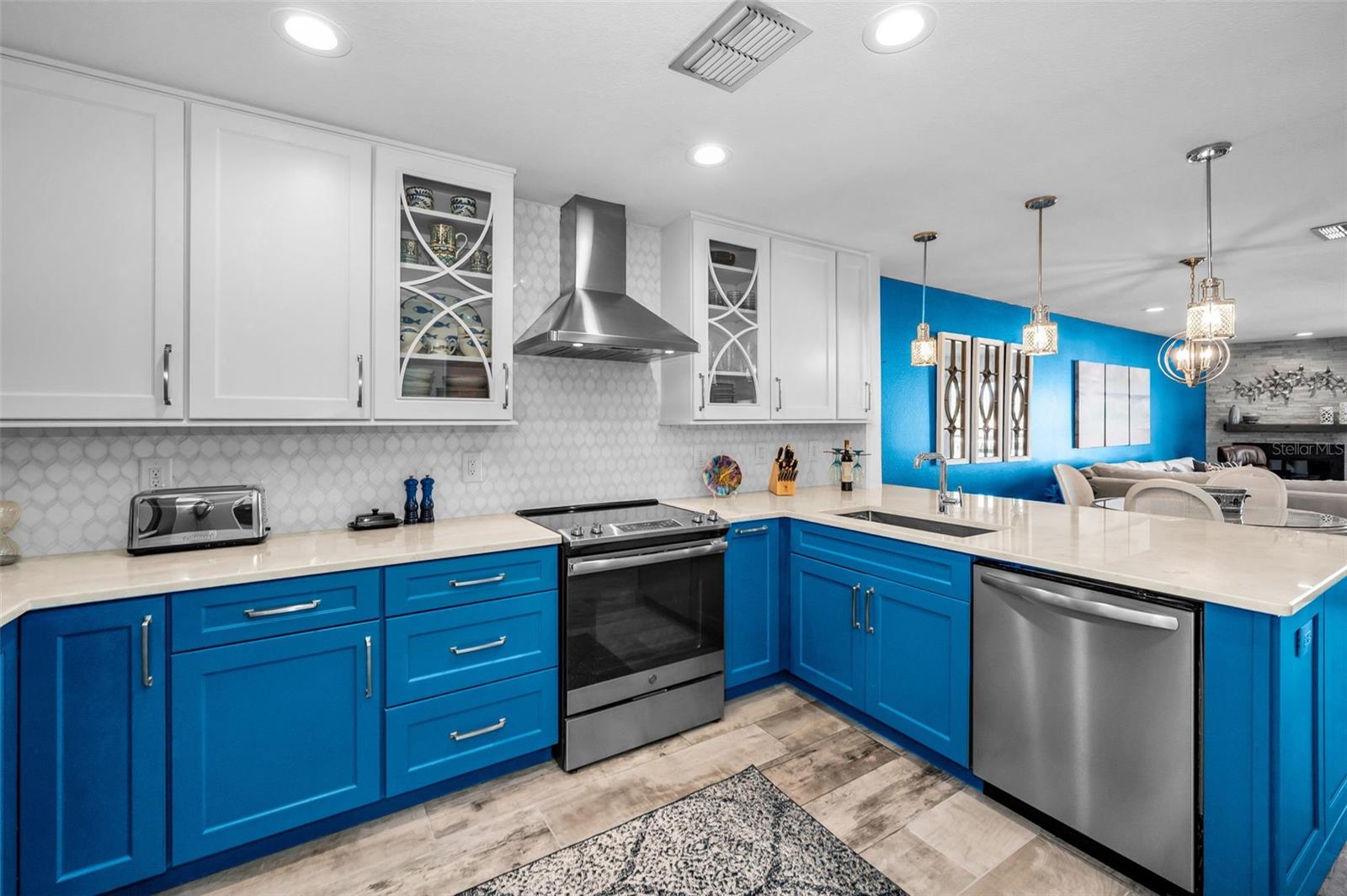 SUNSET BAY INDIAN ROCKS BEACH - Residential