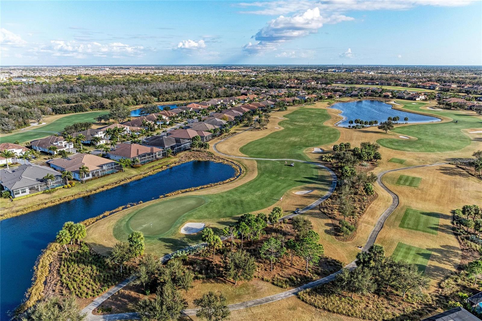 ESPLANADE GOLF & COUNTRY CLUB - Residential