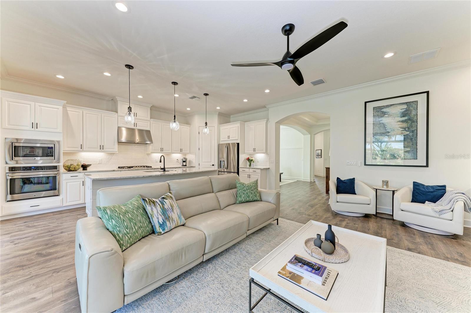 ESPLANADE GOLF & COUNTRY CLUB - Residential