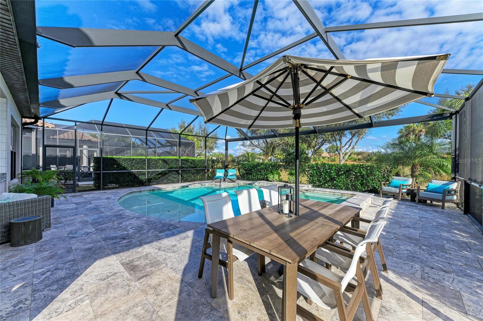 ESPLANADE GOLF & COUNTRY CLUB - Residential