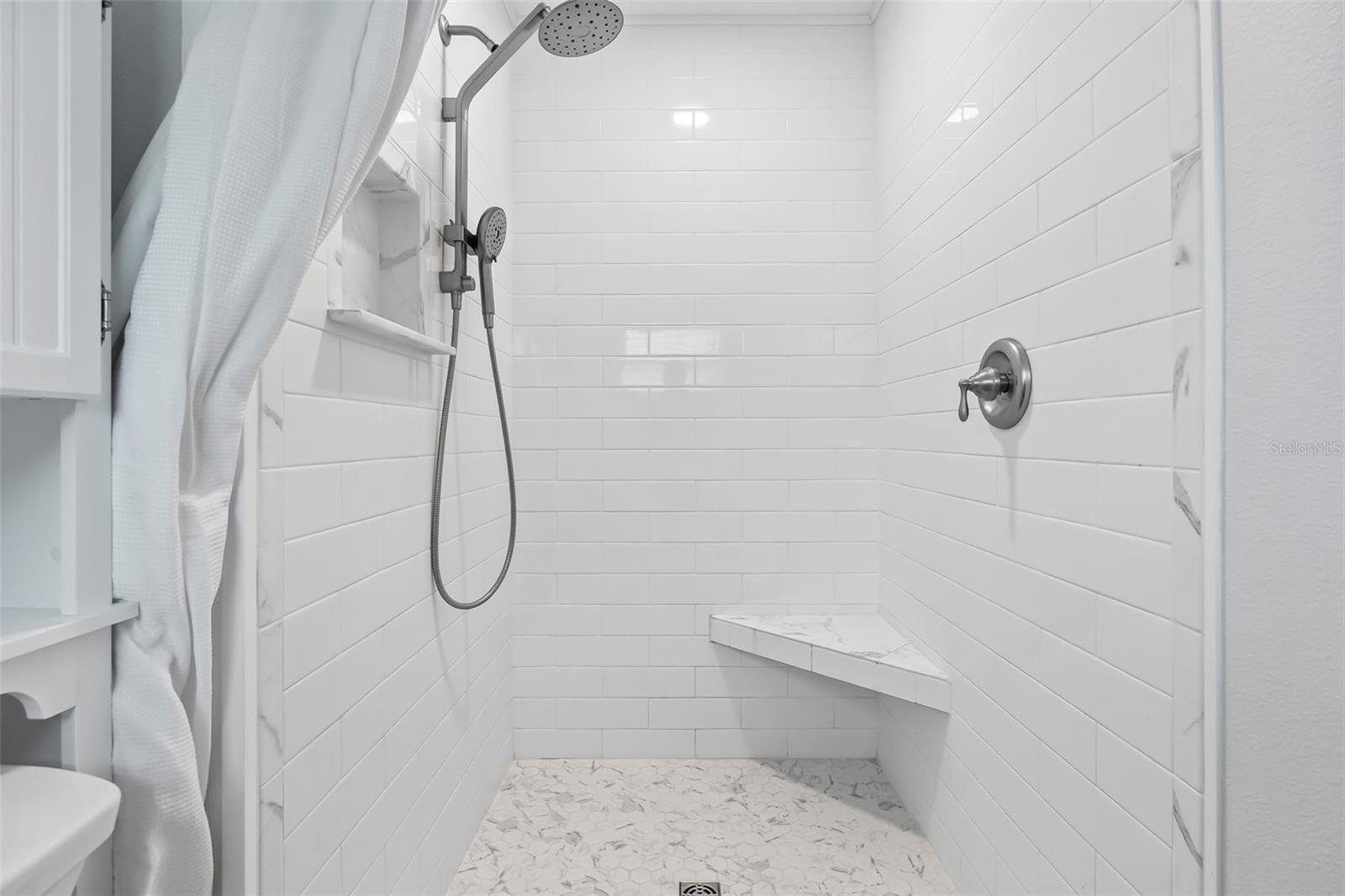 OAKLAND ESTATES 1ST SEC - Residential