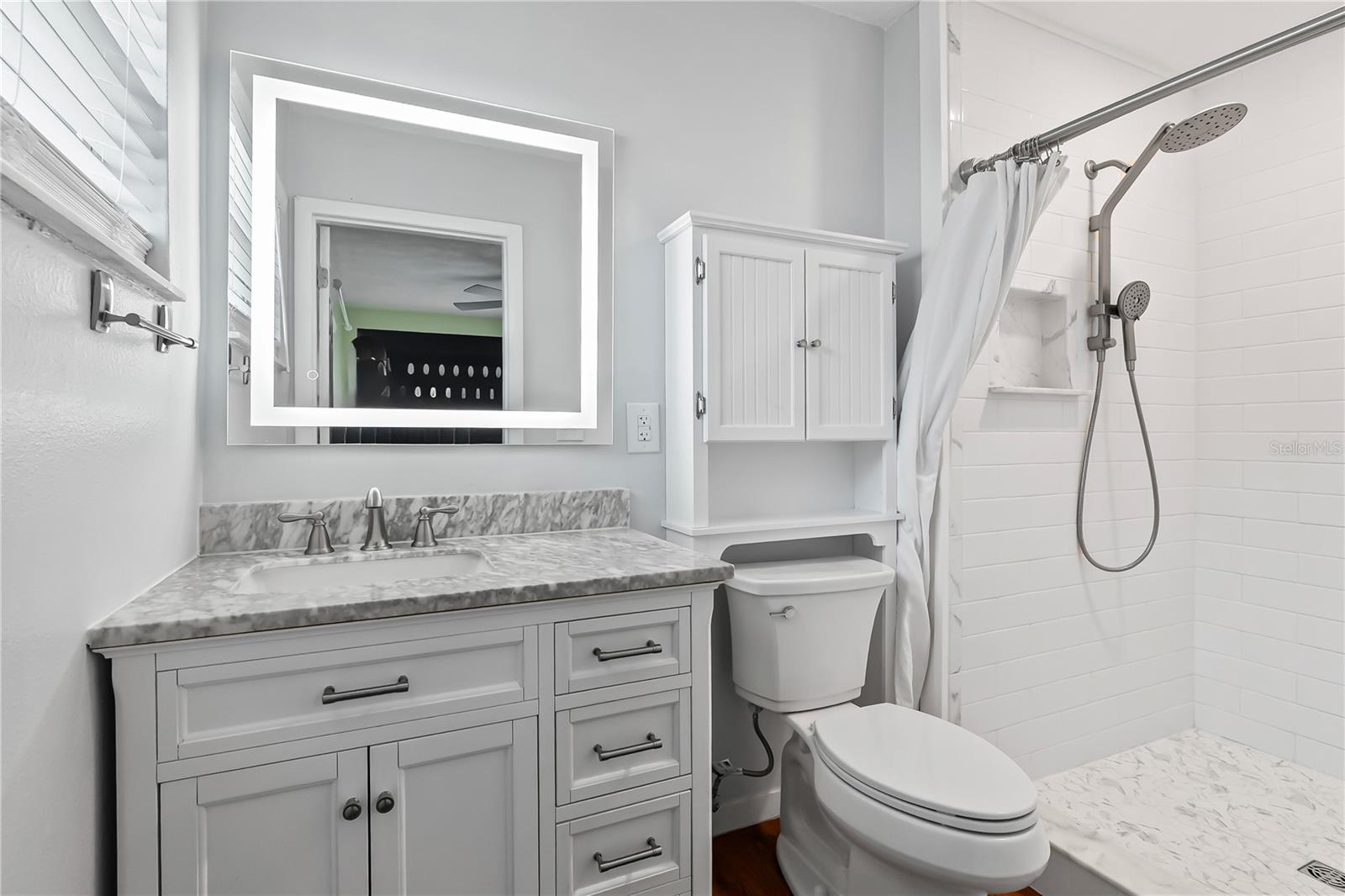 OAKLAND ESTATES 1ST SEC - Residential
