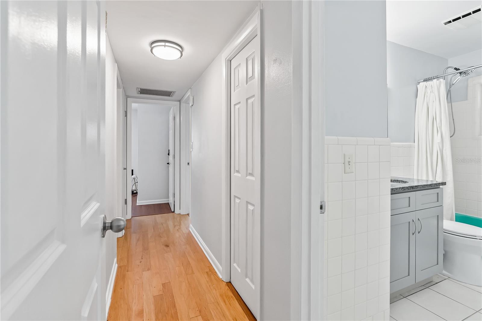 OAKLAND ESTATES 1ST SEC - Residential