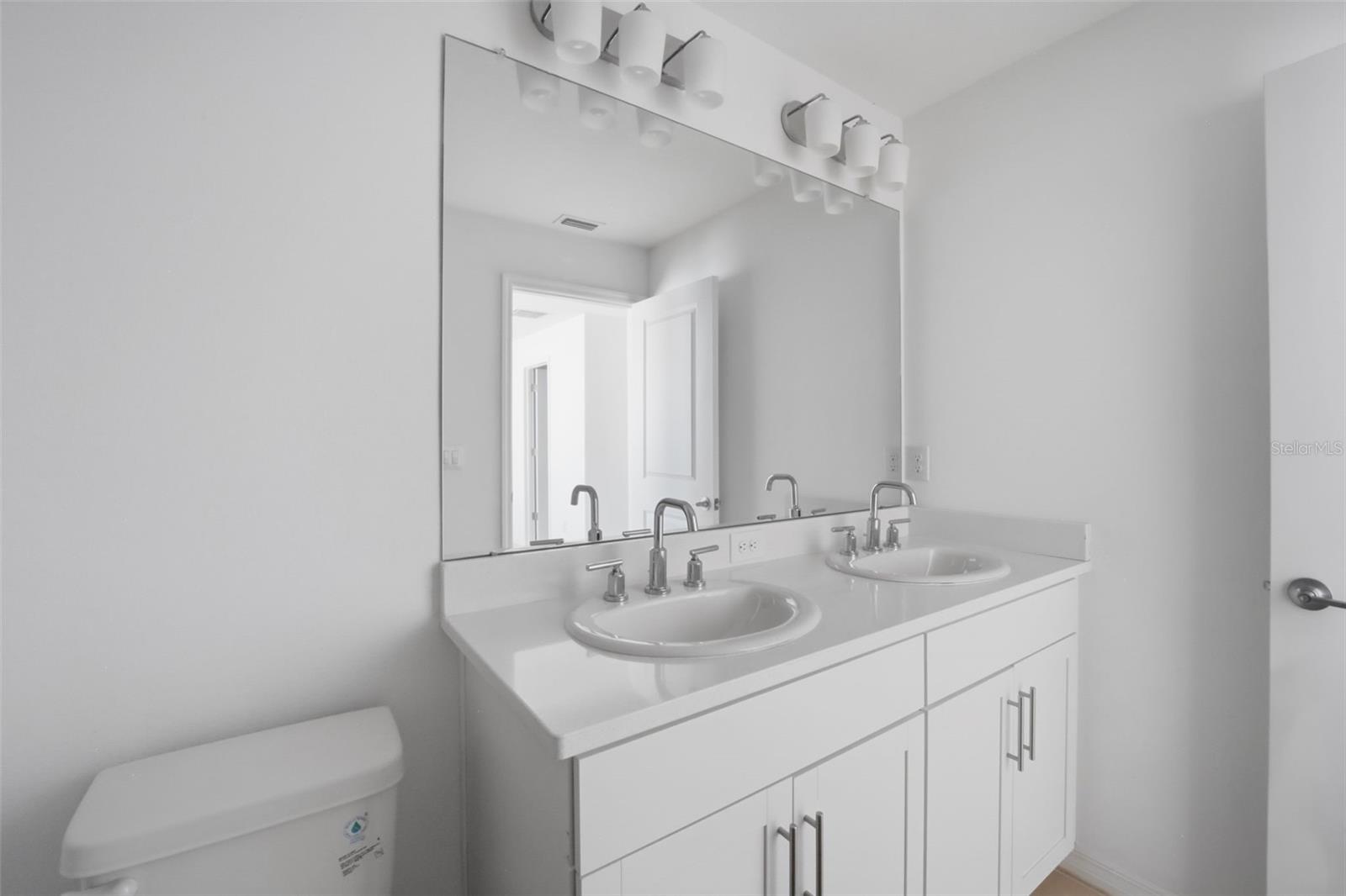 RIVER LANDING - Residential