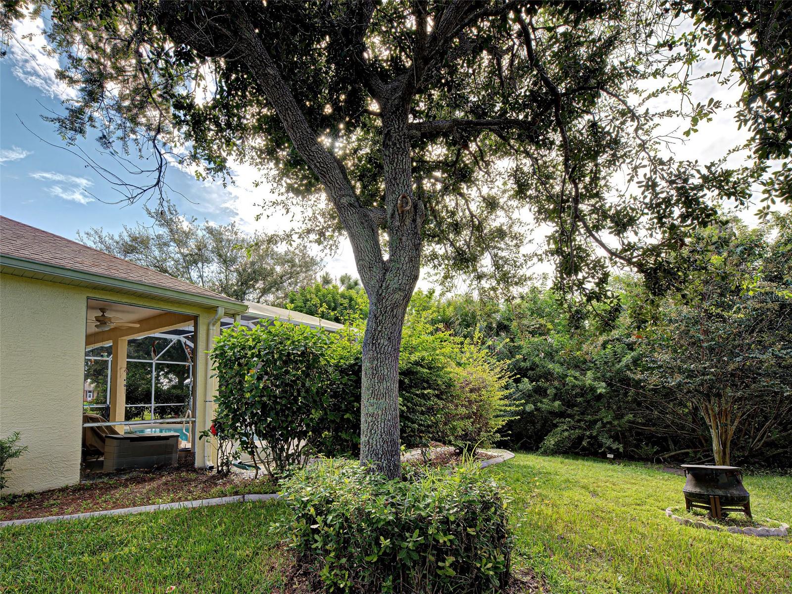 WOODMERE LAKES - Residential