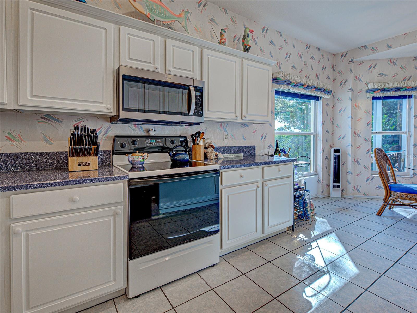 WOODMERE LAKES - Residential