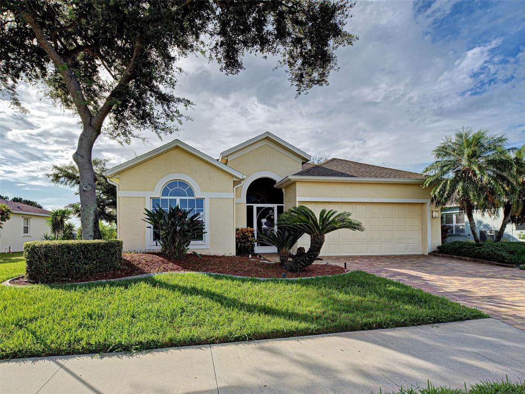 Photo of 4220 Tennyson Way, Venice, FL 34293 (MLS # N6140180)