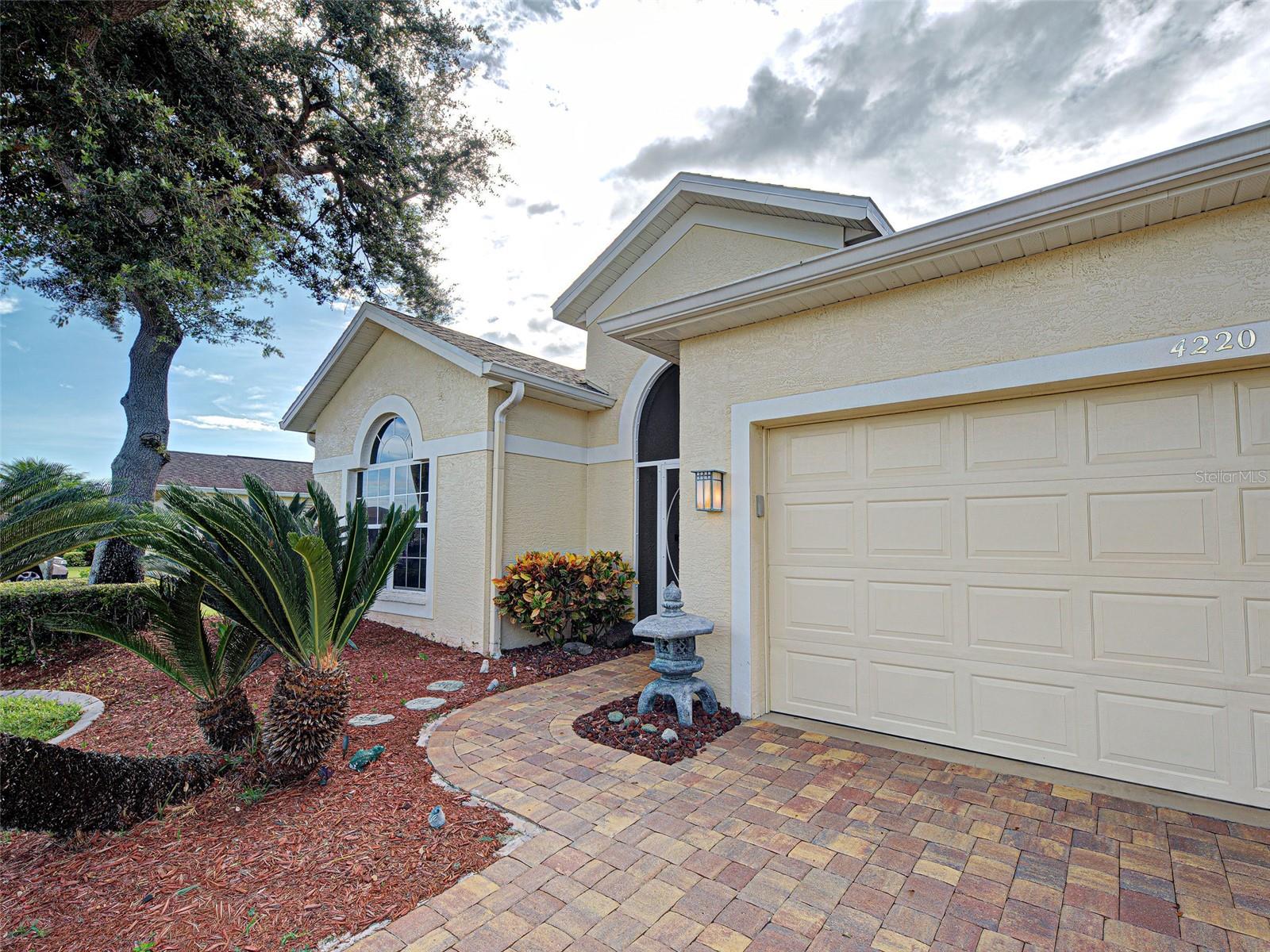 WOODMERE LAKES - Residential