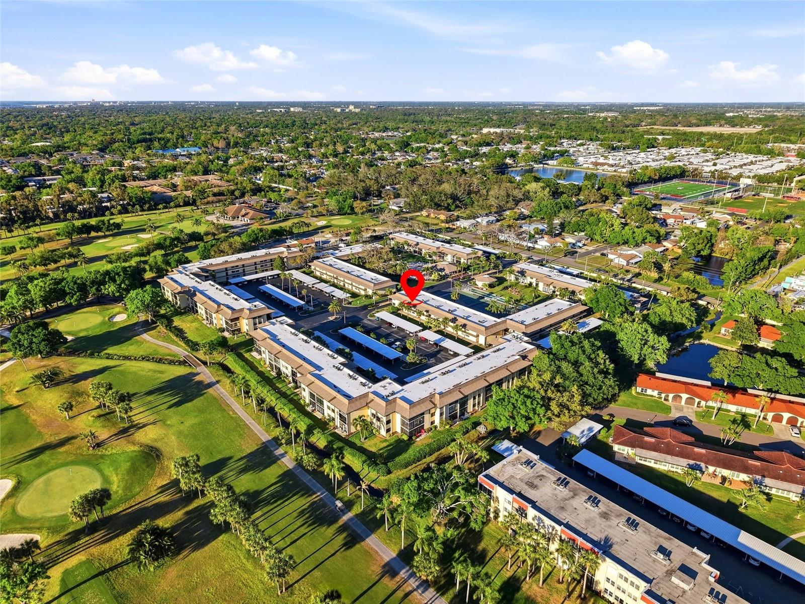 VILLAS DE GOLF CONDO - Residential