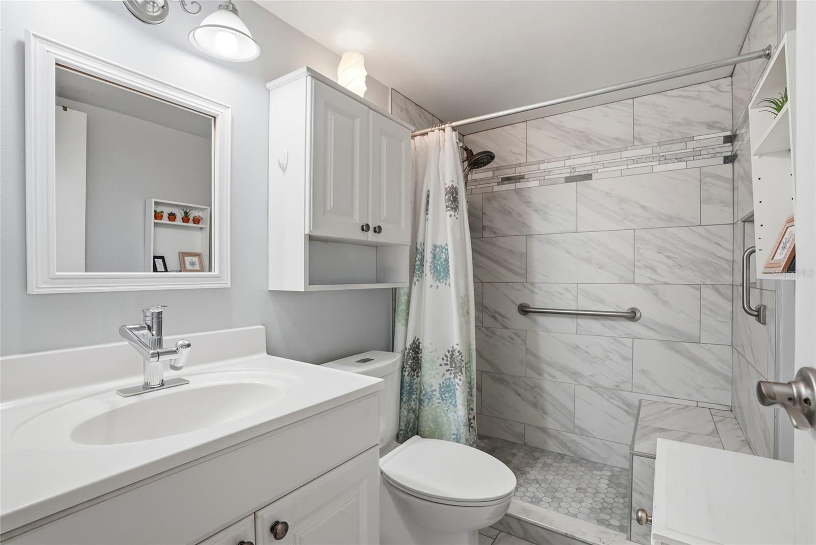 VILLAS DE GOLF CONDO - Residential