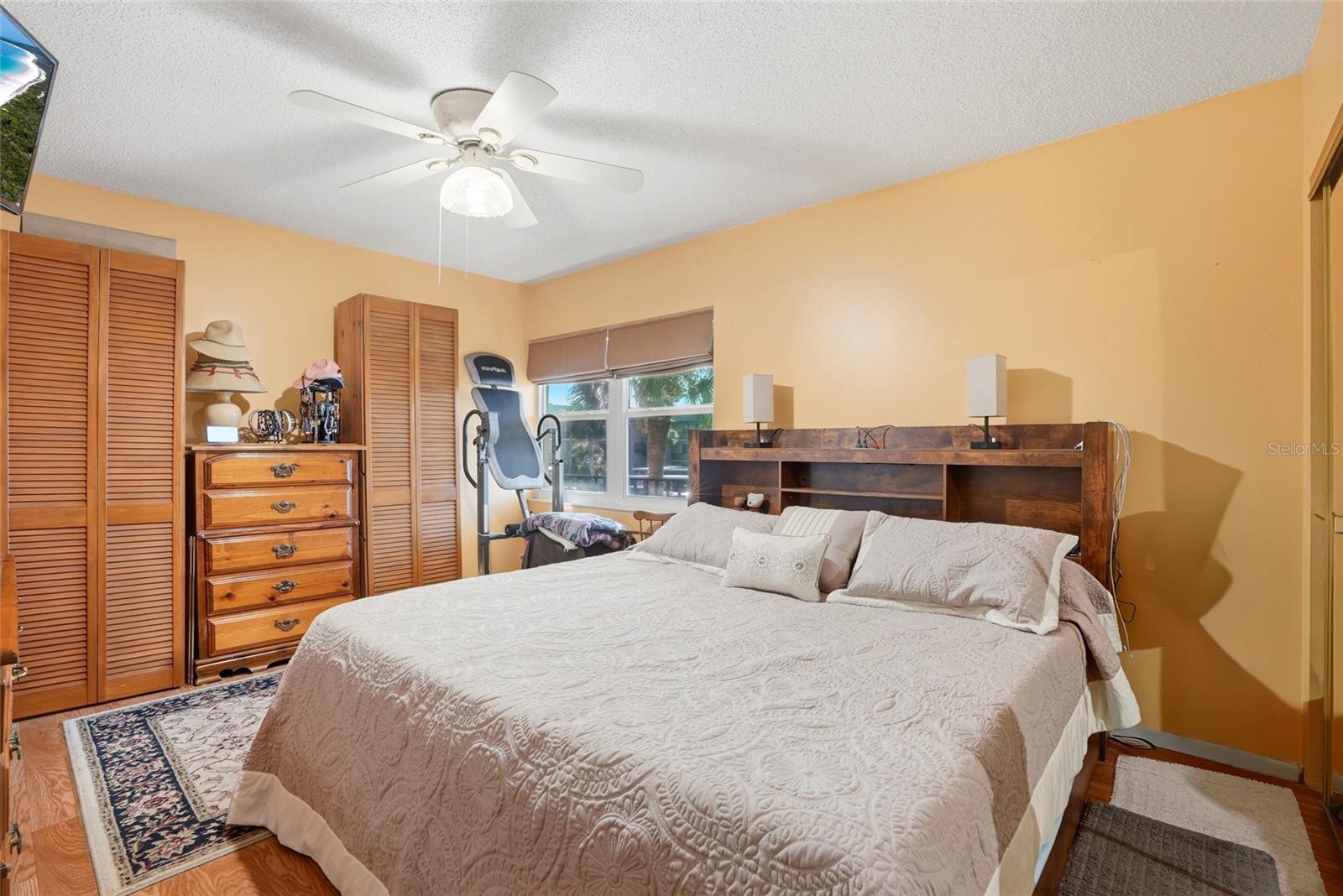 VILLAS DE GOLF CONDO - Residential