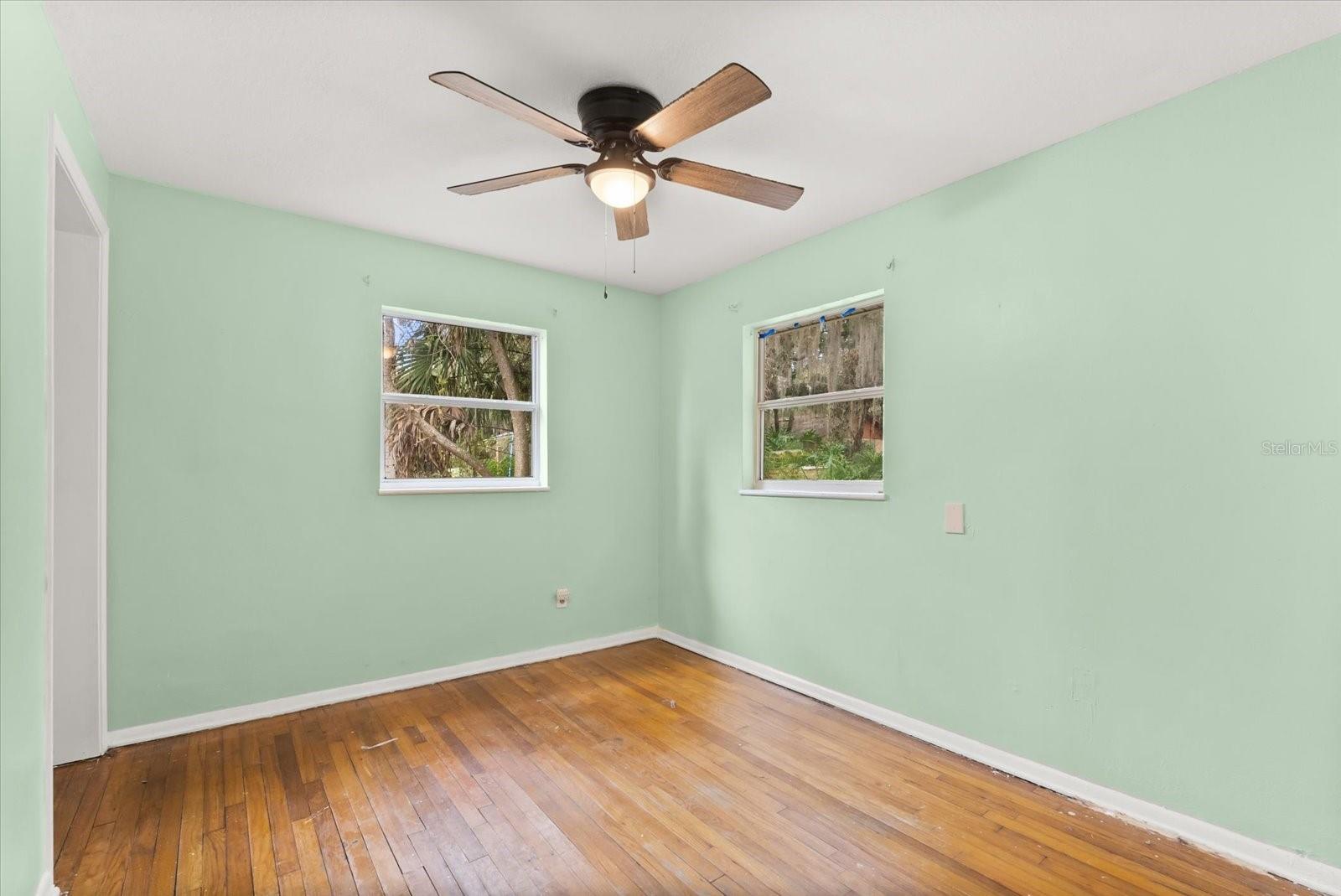 LONGWOOD PARK - Residential